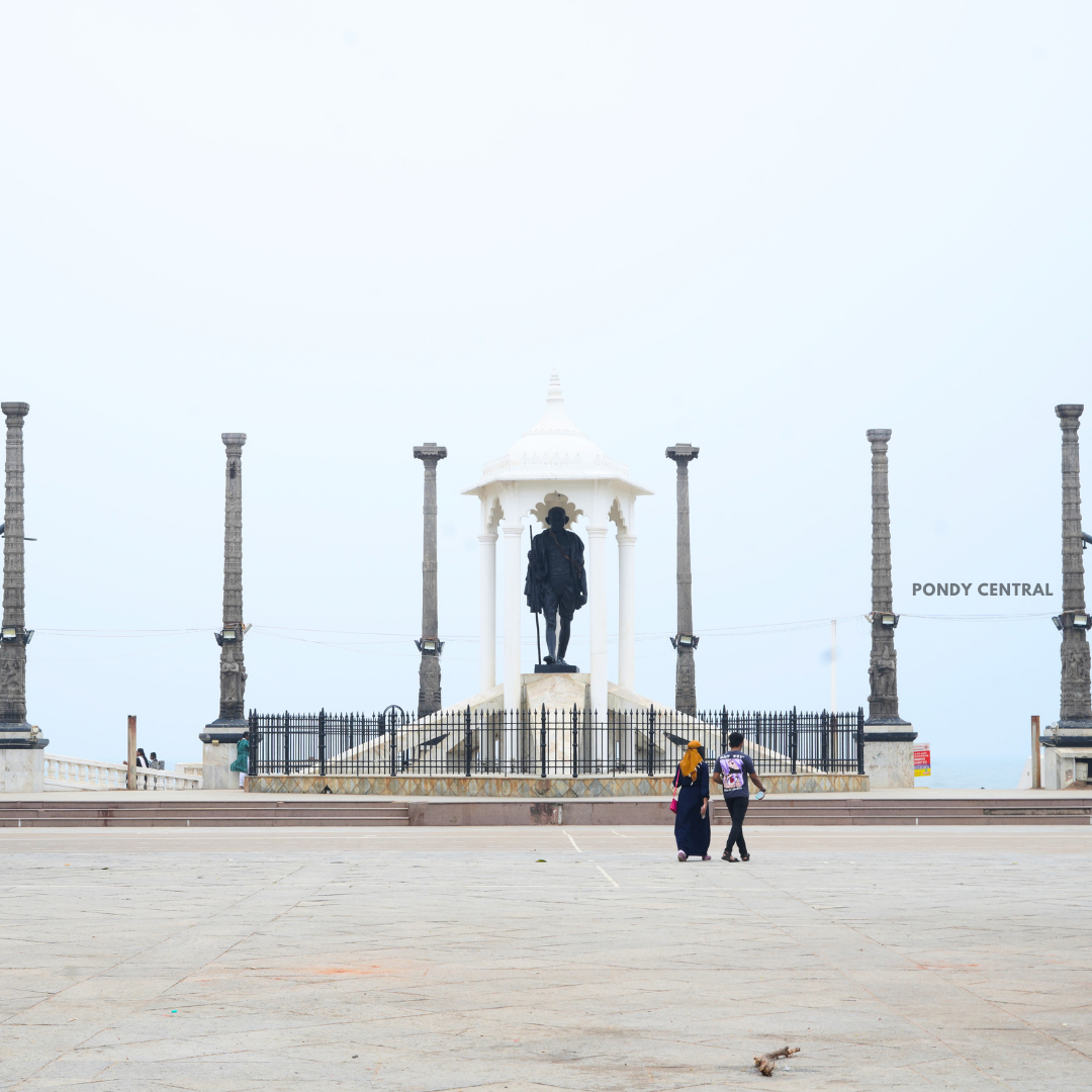 ghandhi-statute-pondicherry